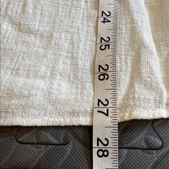 Eddie Bauer Cream Lace Button Tank Top size large - Picture 8 of 8